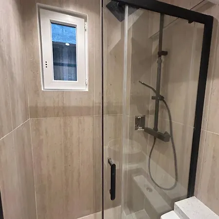 Luxury - Exhibition Park